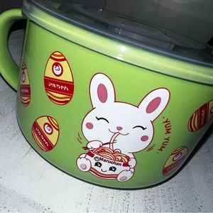 Maruchan ceramic ramen bowl with sealable lid